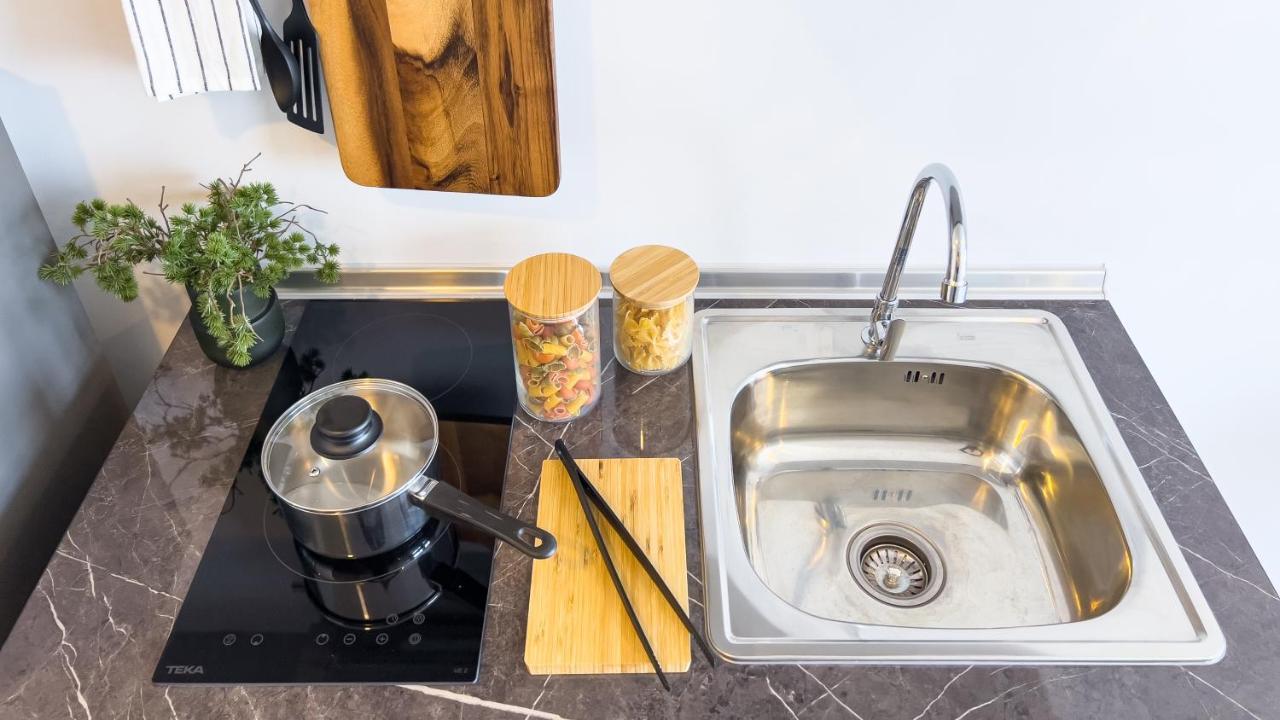 Wellness Stay & Hotel Sukhumvit 107 Bangkok Kültér fotó